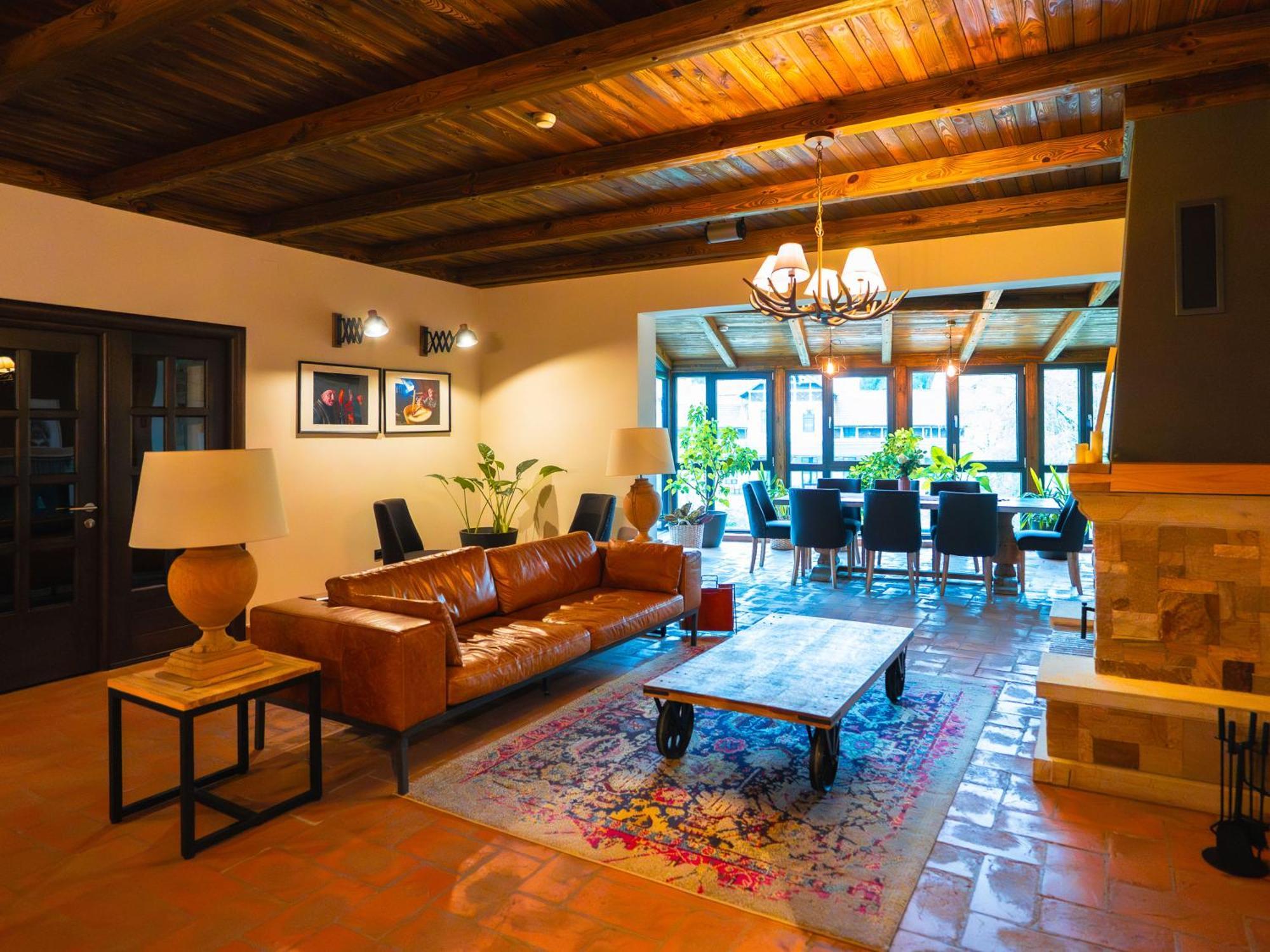 Kaban Boutique - 5Star Central Villa In Vatra Dornei Luaran gambar