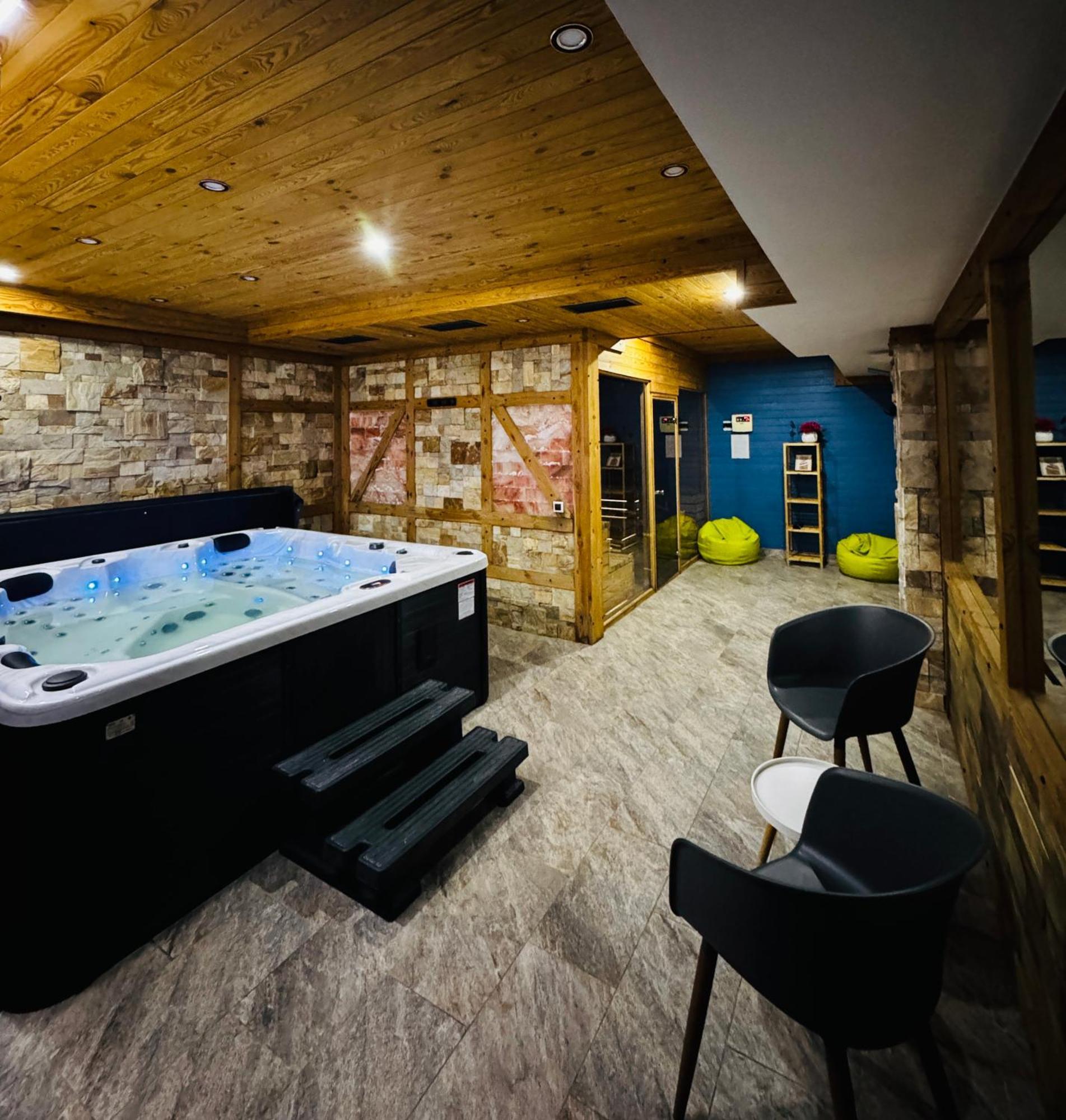 Kaban Boutique - 5Star Central Villa In Vatra Dornei Luaran gambar